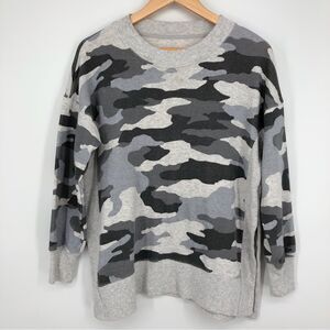 Aerie Sweatshirt Womens XS Gray Camo Oversized Slouchy‎ Side Slits Crewneck